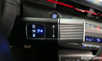 Hyundai Kona 2025 1.6 Автомат в Москве № 517509, миниатюра 9