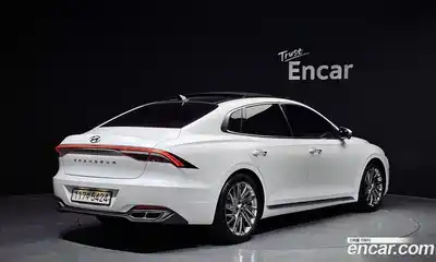 Hyundai Grandeur 2021 2.5 Автомат в Москве № 517966, миниатюра 2