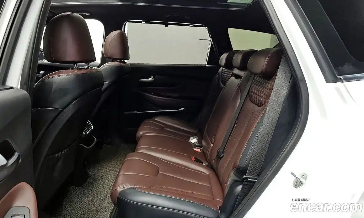 Hyundai Santa Fe 2020 2.0 Автомат в Москве № 518038, фото 11