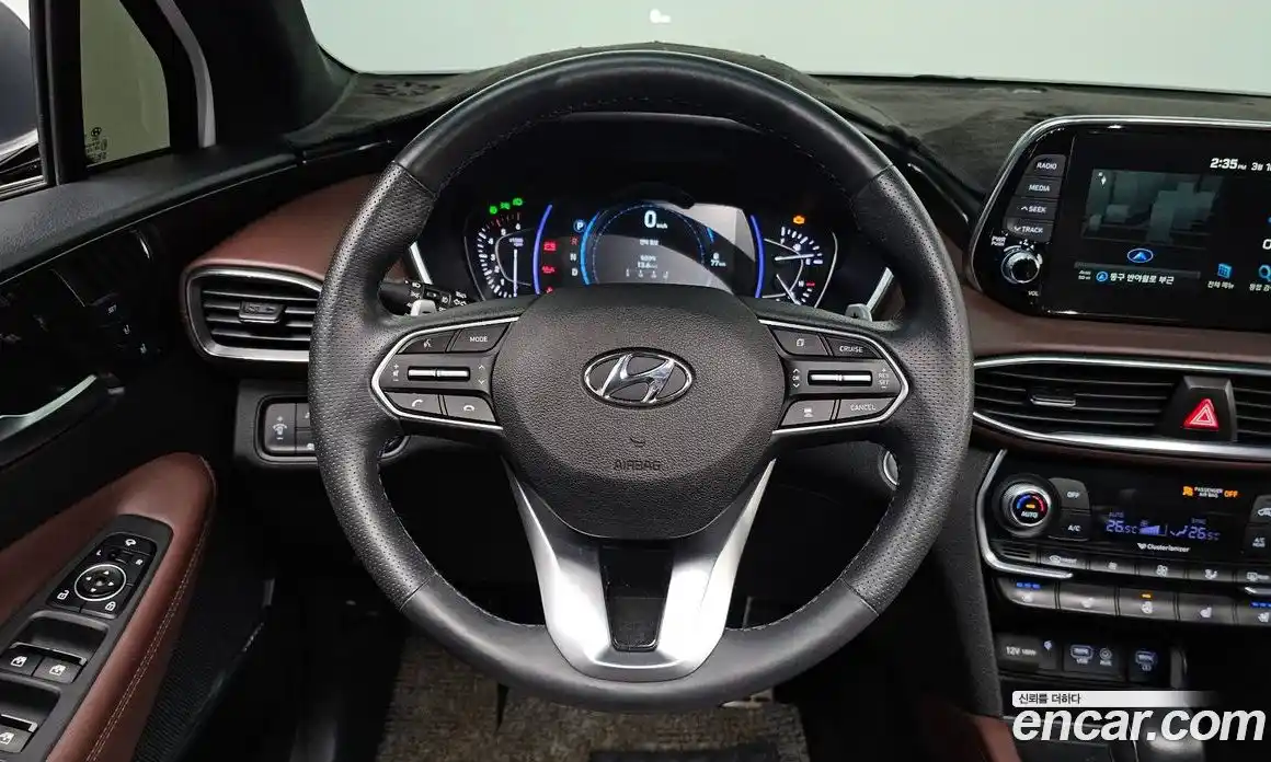 Hyundai Santa Fe 2020 2.0 Автомат в Москве № 518038, фото 12