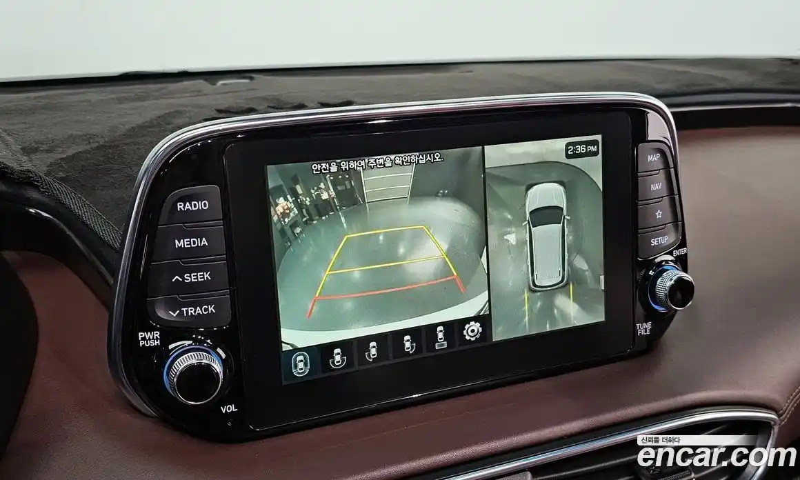 Hyundai Santa Fe 2020 2.0 Автомат в Москве № 518038, фото 15