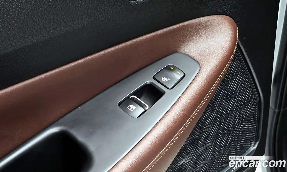 Hyundai Santa Fe 2020 2.0 Автомат в Москве № 518038, фото 18