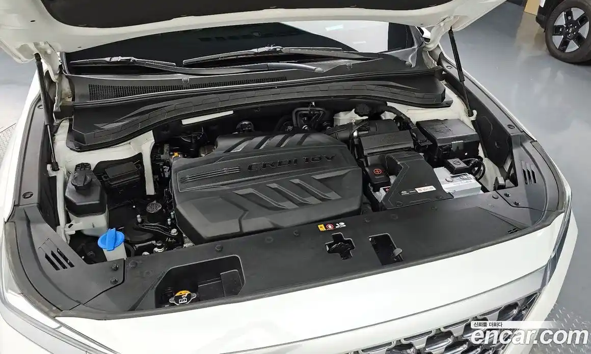 Hyundai Santa Fe 2020 2.0 Автомат в Москве № 518038, фото 5