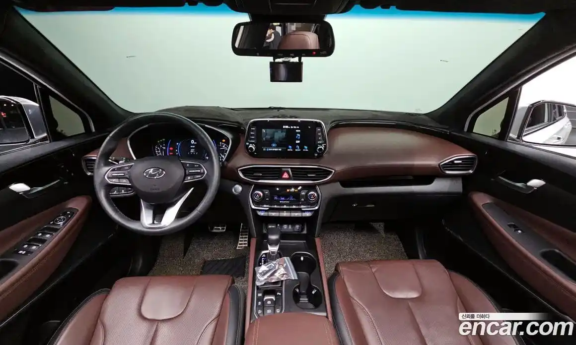 Hyundai Santa Fe 2020 2.0 Автомат в Москве № 518038, фото 6