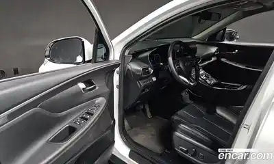 Hyundai Santa Fe 2021 2.5 Автомат в Москве № 518307, миниатюра 9