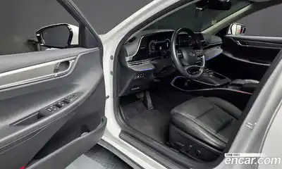 Hyundai Grandeur 2021 2.5 Автомат в Москве № 518648, миниатюра 10