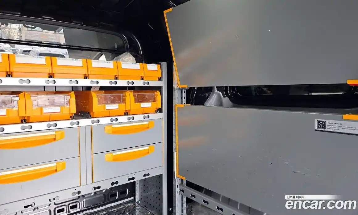 Hyundai Staria 2025 1.6 Автомат в Москве № 518773, фото 19