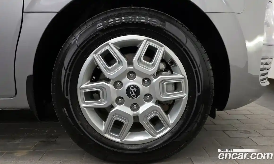 Hyundai Staria 2025 1.6 Автомат в Москве № 518773, фото 5