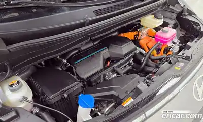 Hyundai Staria 2025 1.6 Автомат в Москве № 518773, миниатюра 6