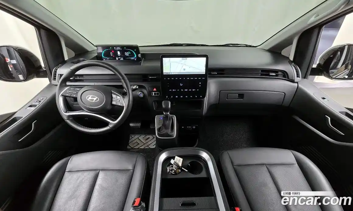 Hyundai Staria 2025 1.6 Автомат в Москве № 518773, фото 7