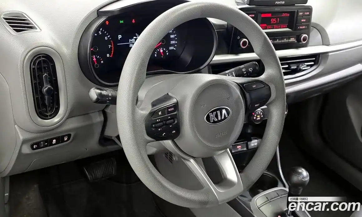 Kia Morning 2021 1.0 Автомат в Москве № 520237, фото 13