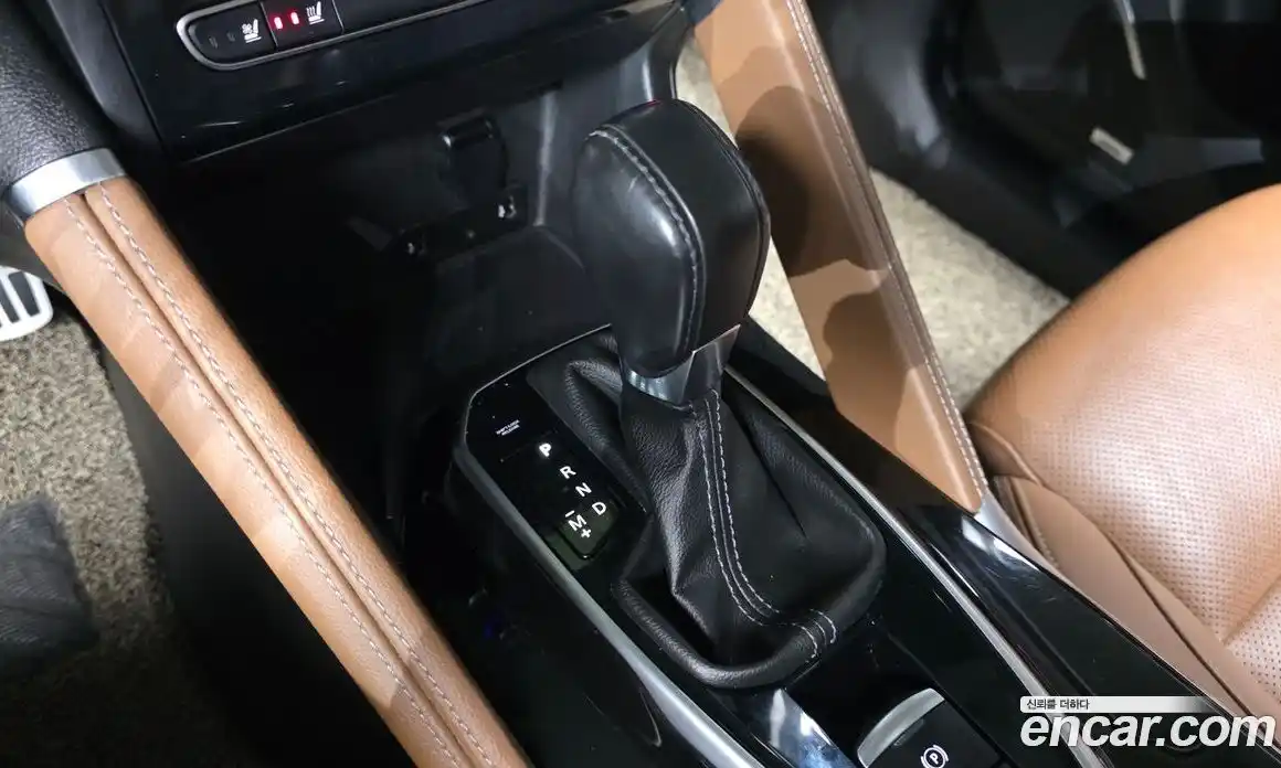 Renault QM6 2022 2.0 Автомат в Москве № 520594, фото 9