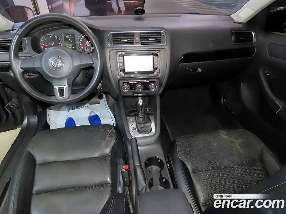 Volkswagen Jetta 2013 1.6 Автомат в Москве № 521857, фото 10