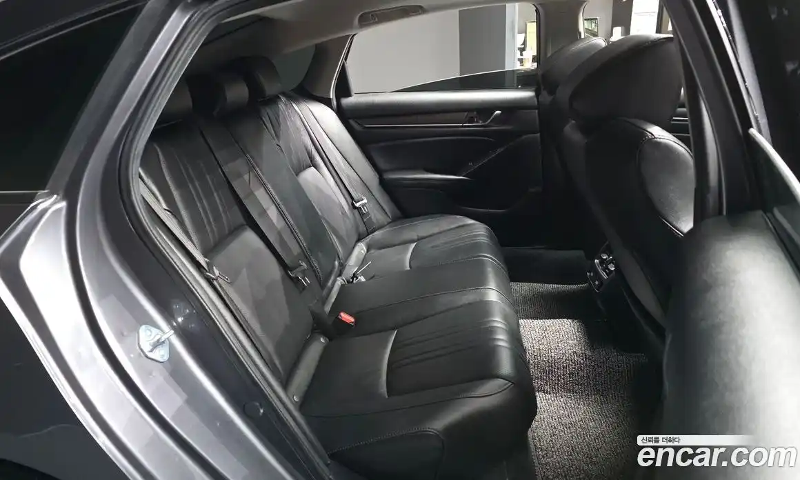 Honda Accord 2022 2.0 Автомат в Москве № 521899, фото 12