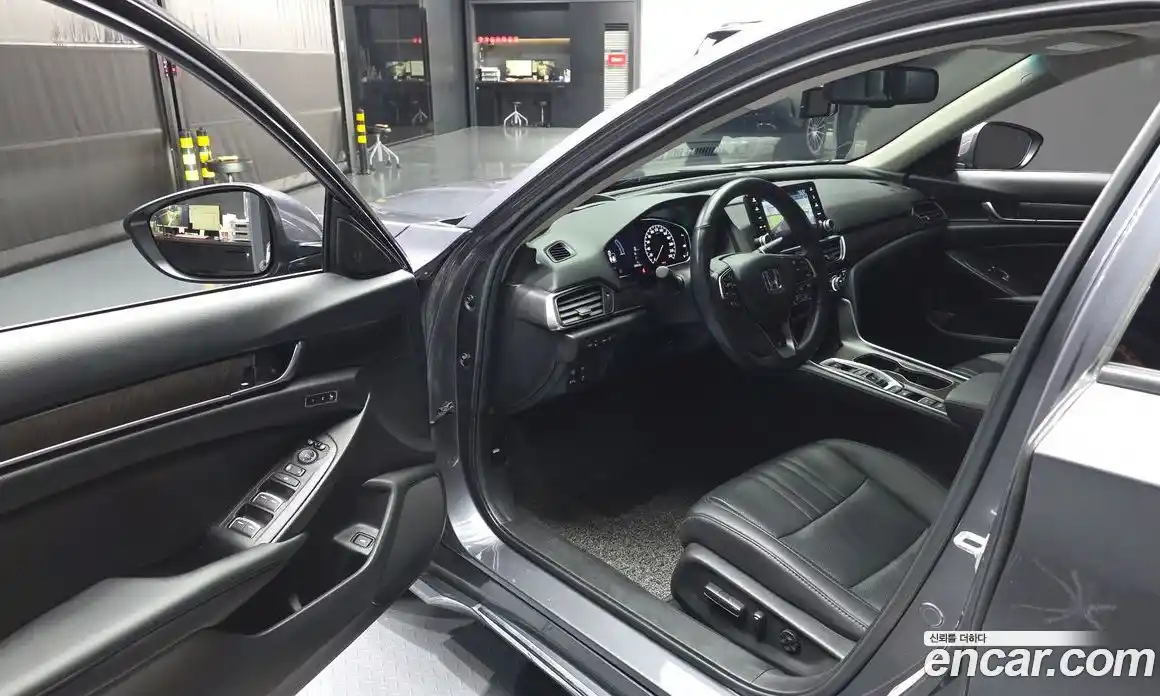 Honda Accord 2022 2.0 Автомат в Москве № 521899, фото 10