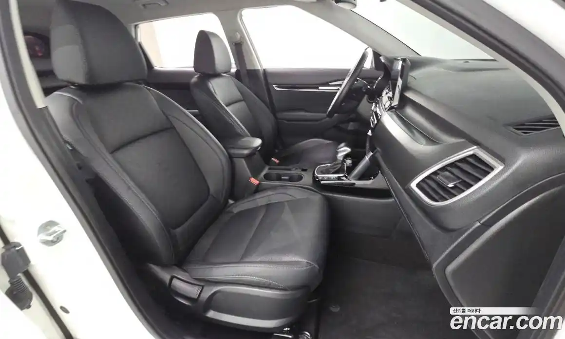 Kia Seltos 2022 1.6 Автомат в Москве № 522685, фото 11