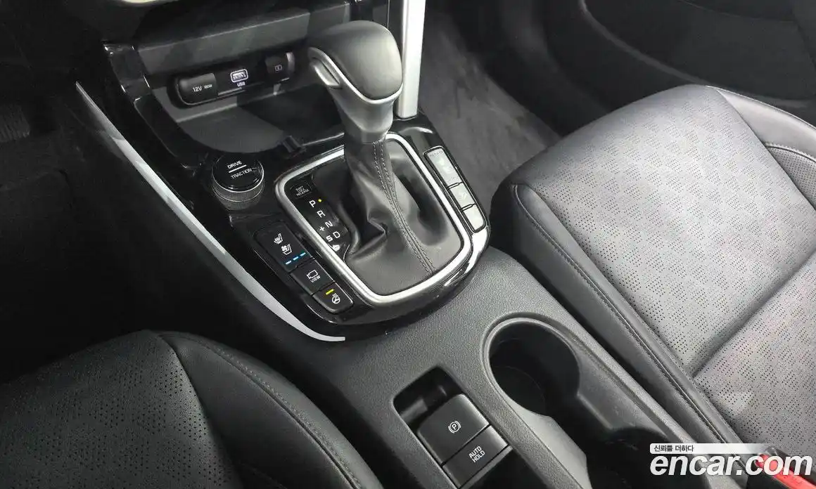 Kia Seltos 2022 1.6 Автомат в Москве № 522685, фото 9