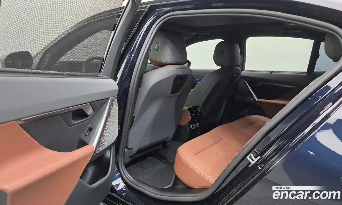 BMW 5-Series 2025 2.0 Автомат в Москве № 525542, фото 17