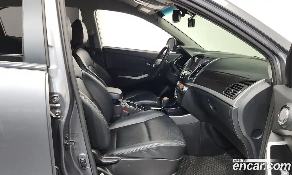 SsangYong Korando 2014 2.0 Автомат в Москве № 526136, фото 11