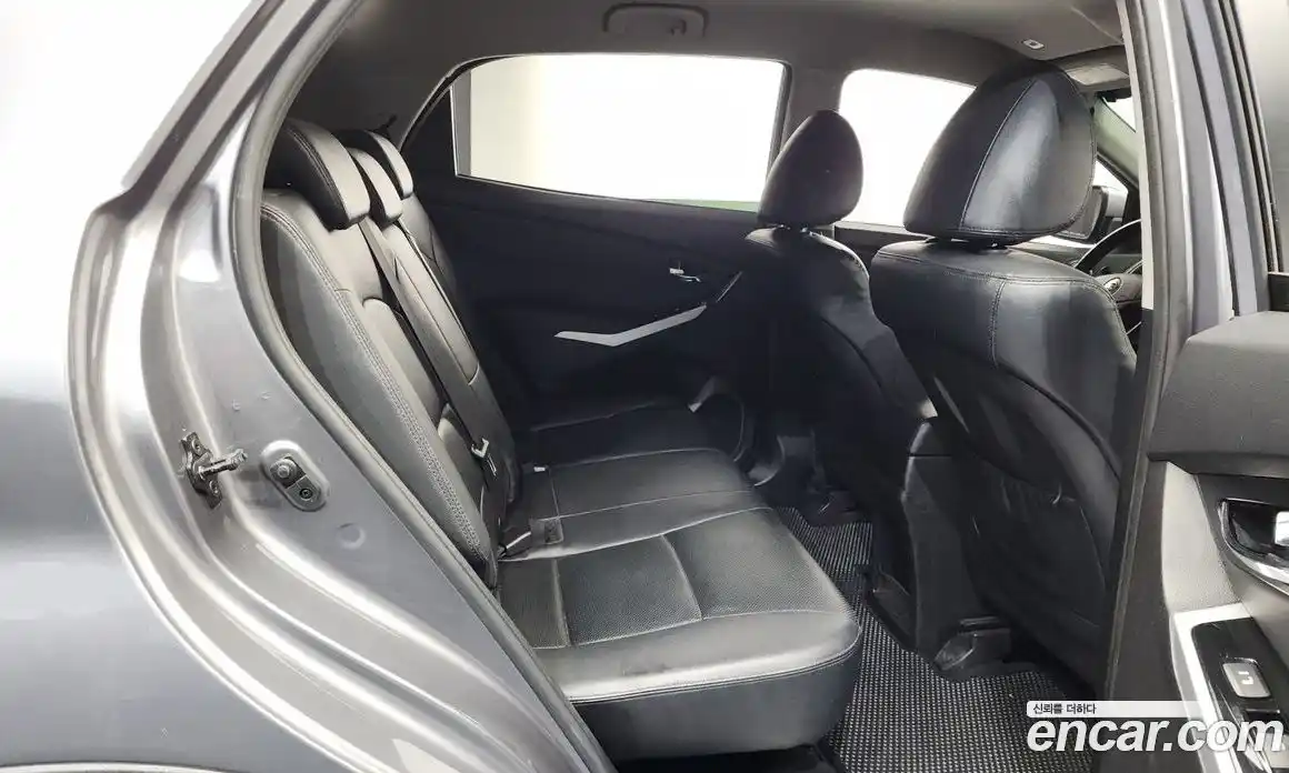 SsangYong Korando 2014 2.0 Автомат в Москве № 526136, фото 12