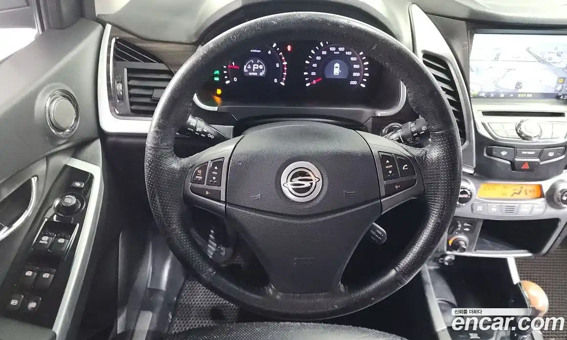 SsangYong Korando 2014 2.0 Автомат в Москве № 526136, фото 13