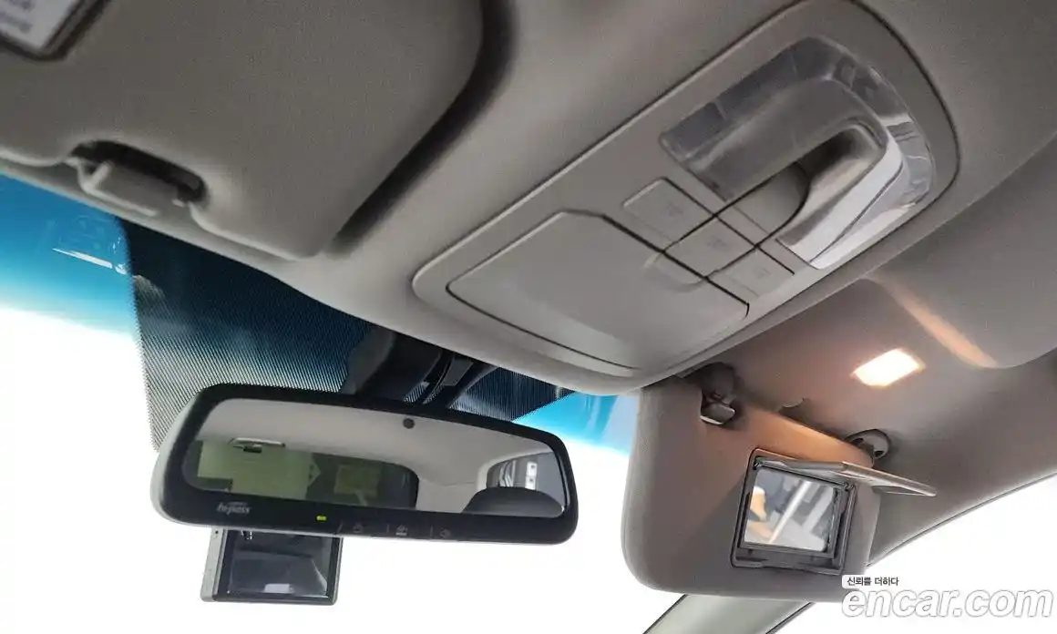 SsangYong Korando 2014 2.0 Автомат в Москве № 526136, фото 18