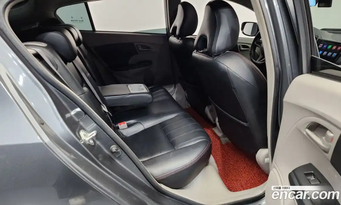 Honda Insight 2011 1.3 Автомат в Москве № 526473, фото 12