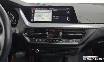 BMW 1-Series 2020 2.0 Автомат в Москве № 526641, миниатюра 12