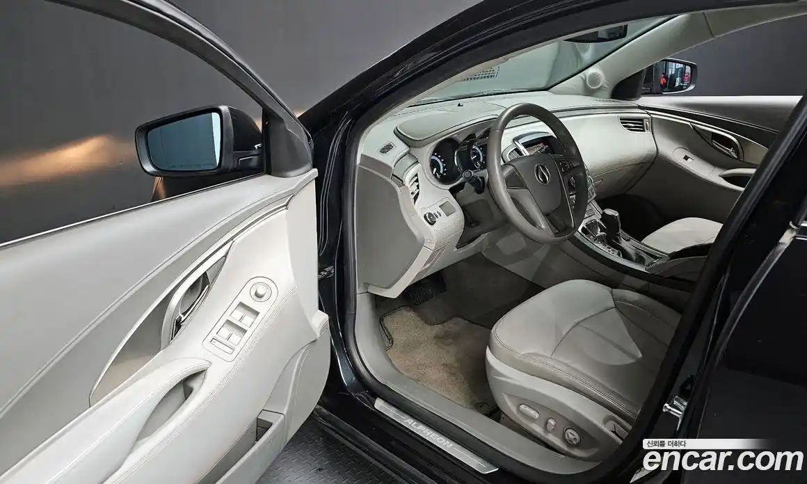 Chevrolet Alpheon 2011 2.4 Автомат в Москве № 527771, фото 11