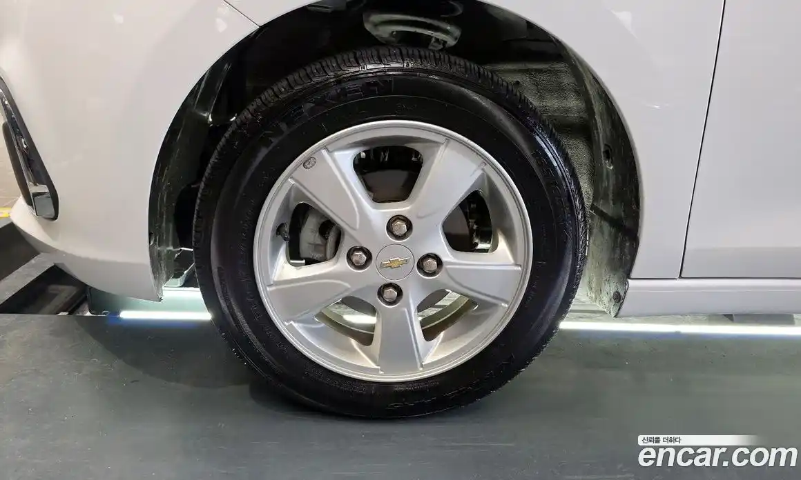 Chevrolet Spark 2016 1.0 Автомат в Москве № 527870, фото 4