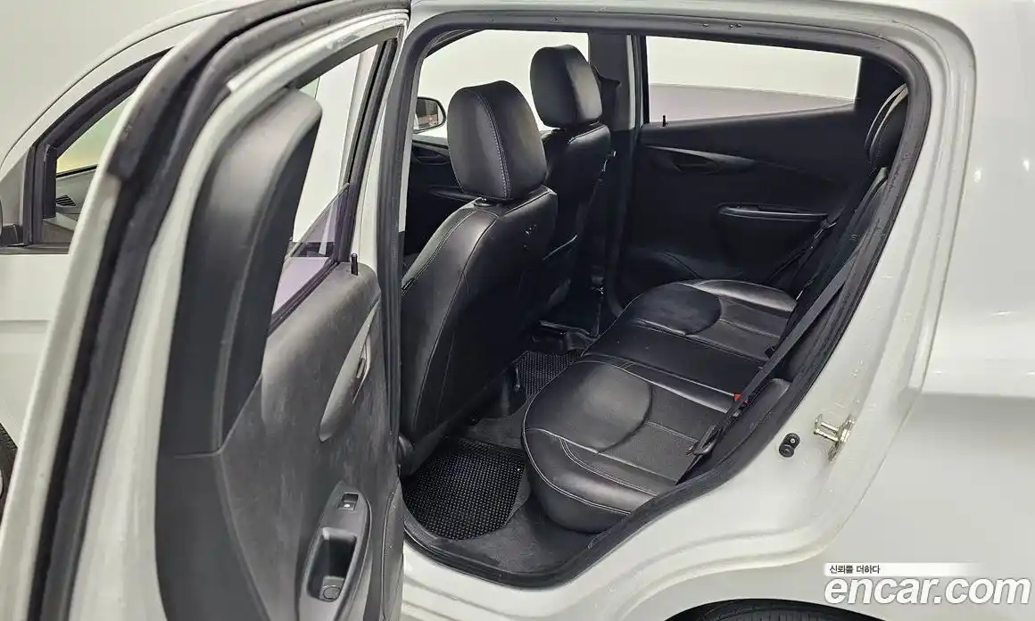 Chevrolet Spark 2017 1.0 Автомат в Москве № 528479, фото 11