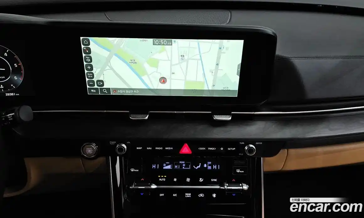 Kia Canival 2023 2.2 Автомат в Москве № 52905, фото 18