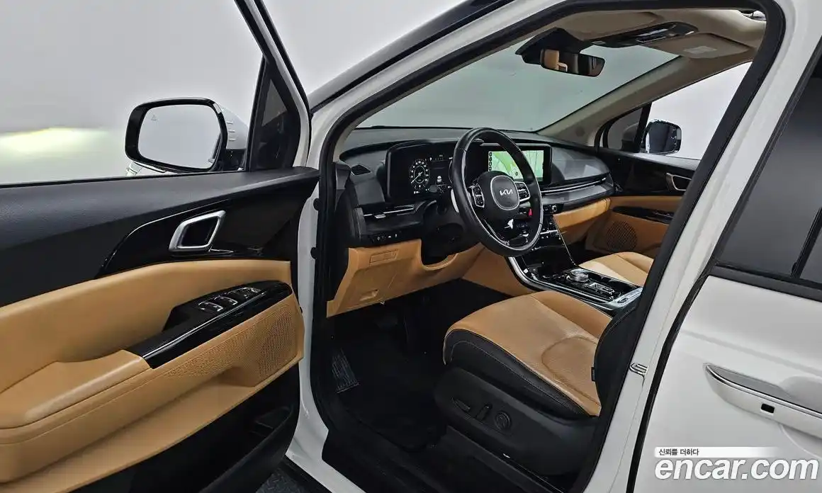 Kia Canival 2023 2.2 Автомат в Москве № 52905, фото 8