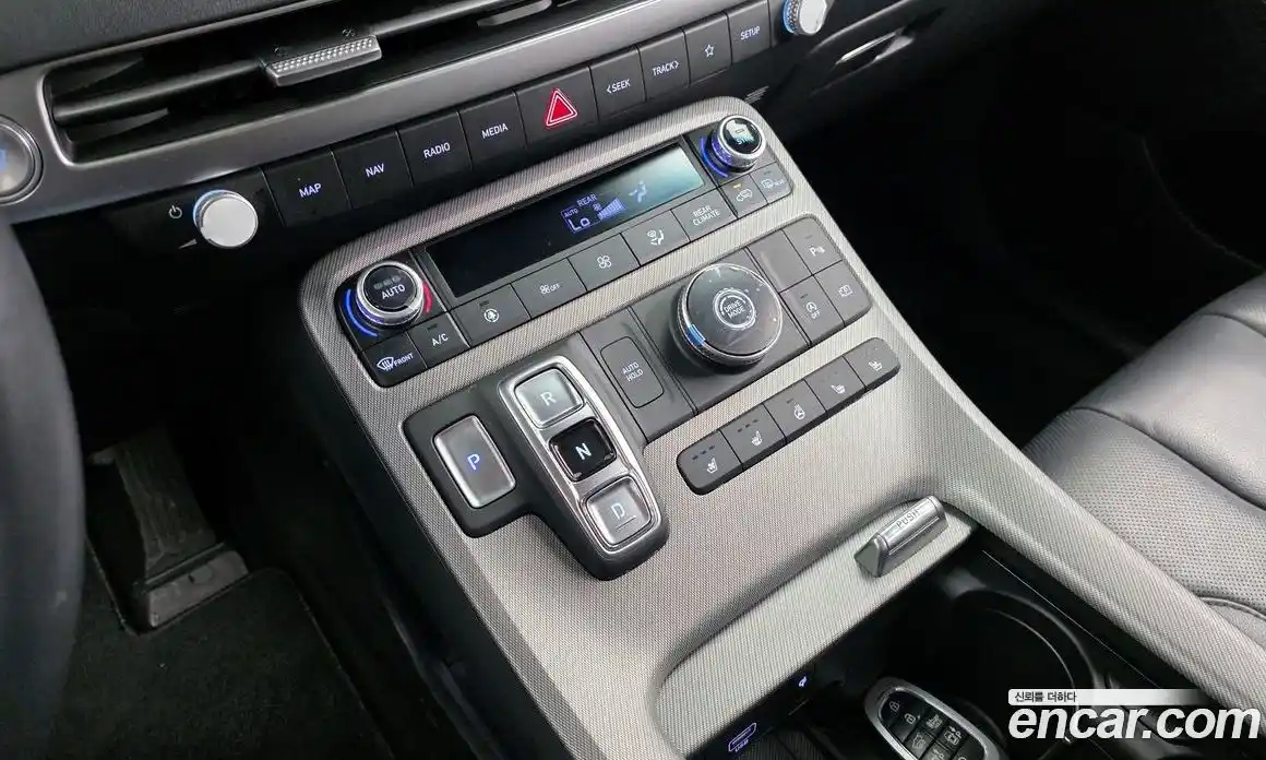 Hyundai Palisade 2023 3.8 Автомат в Москве № 530097, фото 9