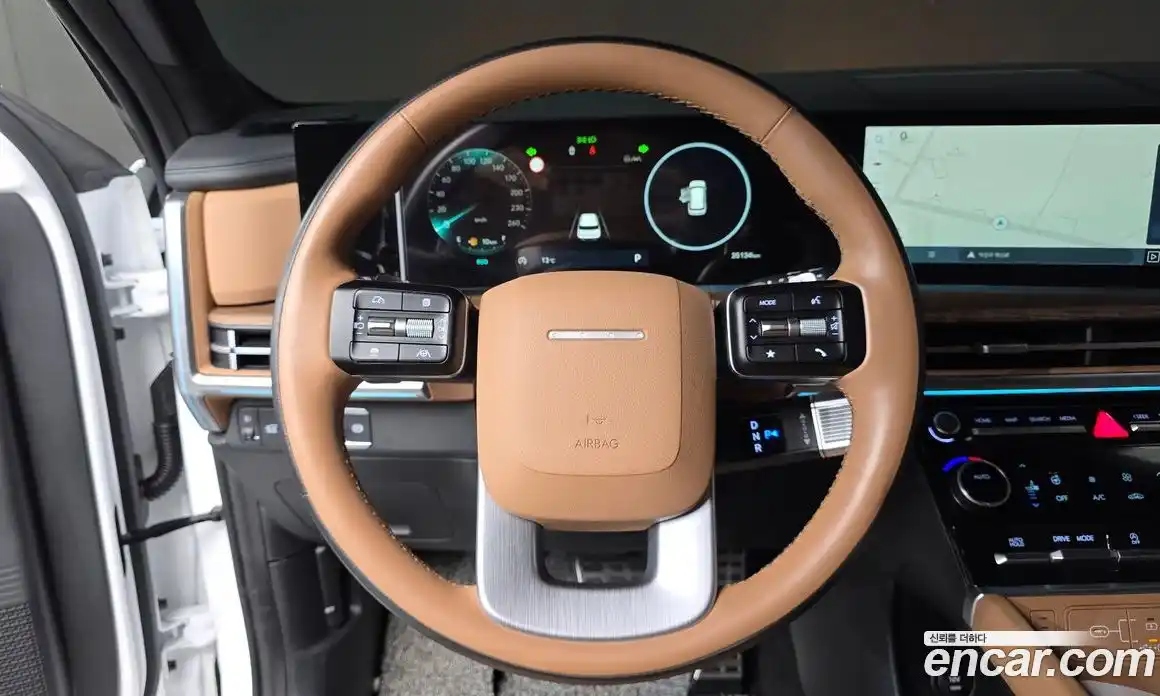 Hyundai Santa Fe 2024 2.5 Автомат в Москве № 530775, фото 13