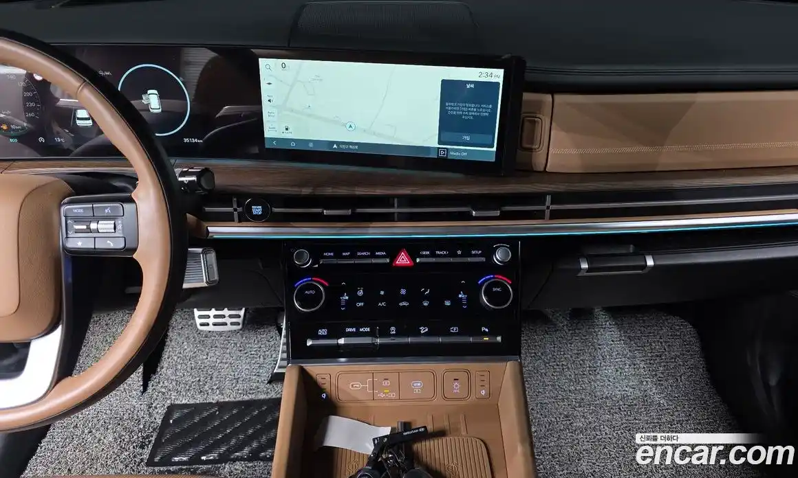 Hyundai Santa Fe 2024 2.5 Автомат в Москве № 530775, фото 14