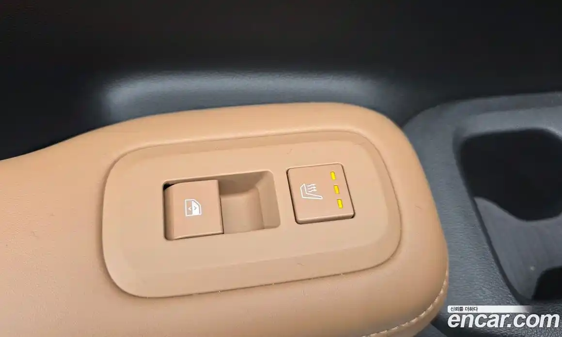 Hyundai Santa Fe 2024 2.5 Автомат в Москве № 530775, фото 18