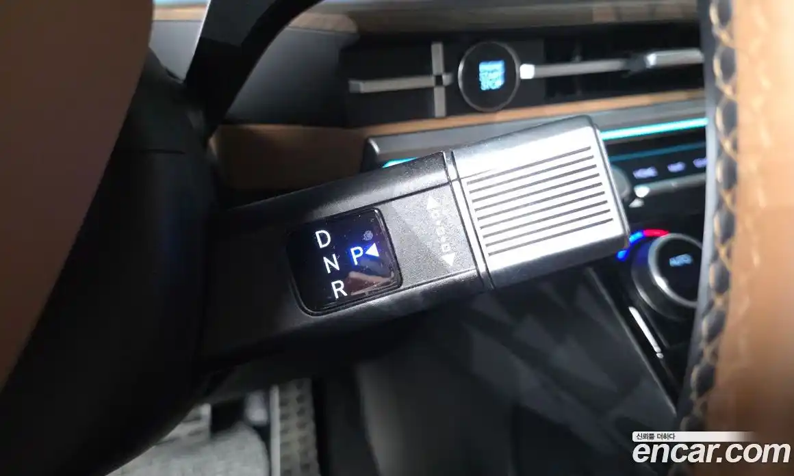 Hyundai Santa Fe 2024 2.5 Автомат в Москве № 530775, фото 9