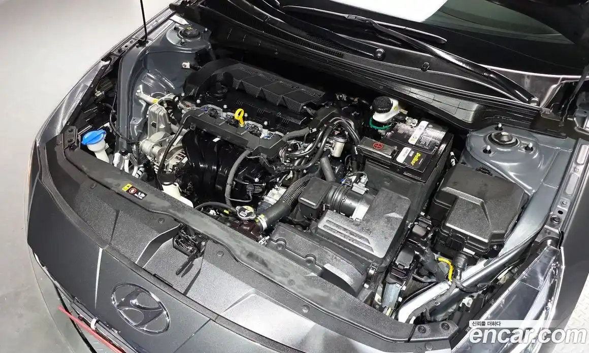 Hyundai Avante 2021 1.6 Автомат в Москве № 531157, фото 6