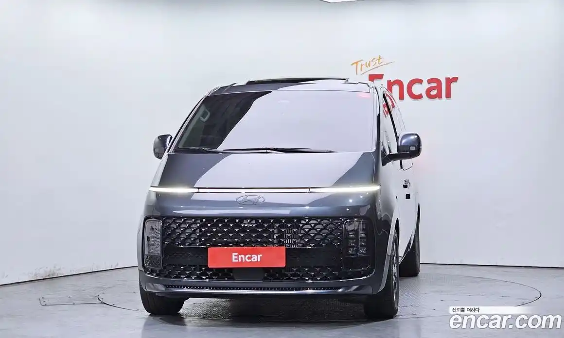 Hyundai Staria 2025 2.2 Автомат в Москве № 531297, фото 3