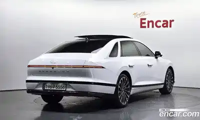 Hyundai Grandeur 2024 1.6 Автомат в Москве № 531347, миниатюра 2