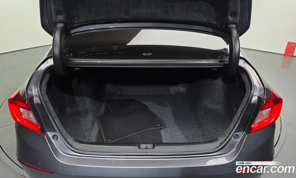 Honda Accord 2021 1.5 Автомат в Москве № 531571, фото 20