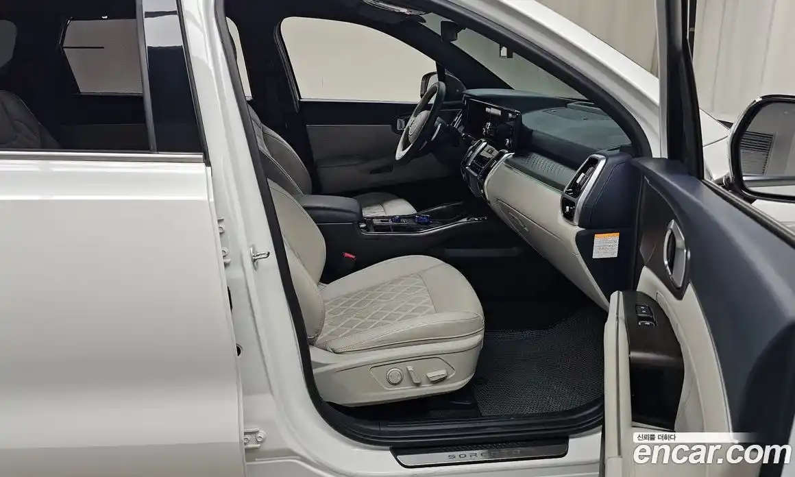 Kia Sorento 2023 1.6 Автомат в Москве № 532641, фото 11