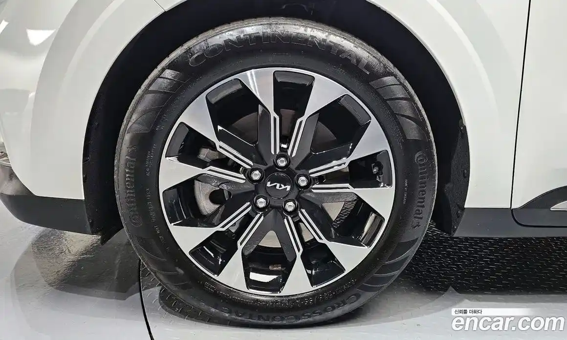 Kia Canival 2023 3.5 Автомат в Москве № 532874, фото 5