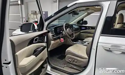 Kia Canival 2023 3.5 Автомат в Москве № 532874, миниатюра 10