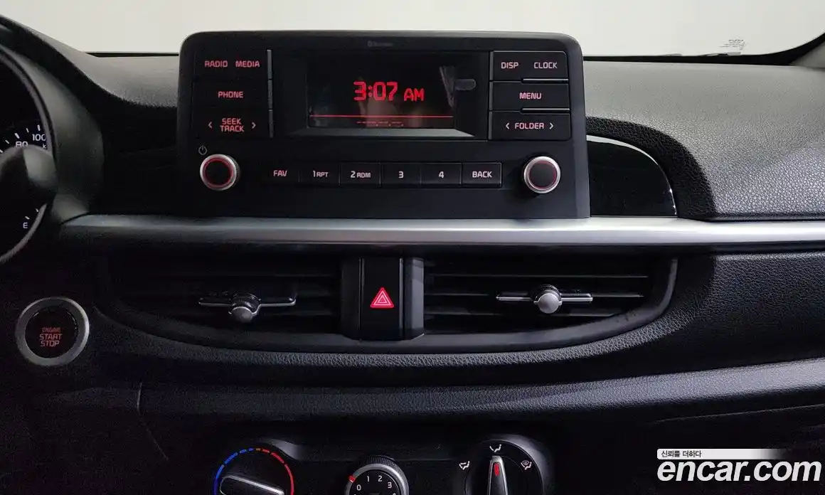 Kia Morning 2022 1.0 Автомат в Москве № 532912, фото 17