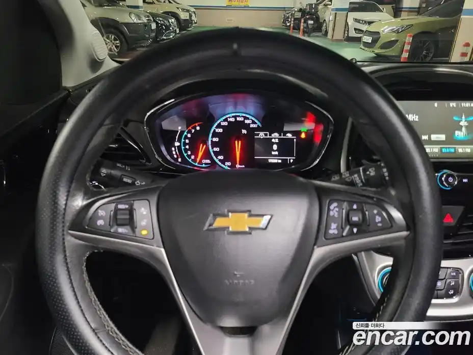 Chevrolet Spark 2016 1.0 Автомат в Москве № 533094, фото 14