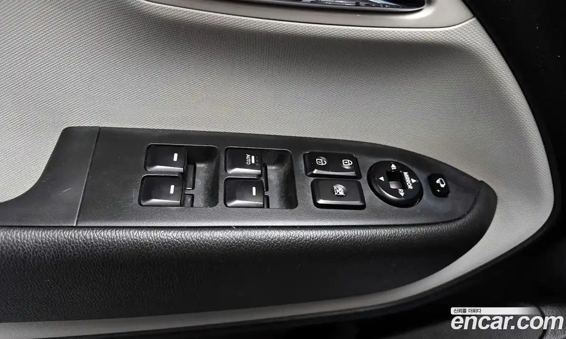 Kia Ray 2017 1.0 Автомат в Москве № 534112, фото 18