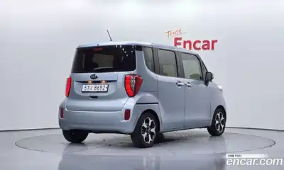 Kia Ray 2017 1.0 Автомат в Москве № 534112, миниатюра 2