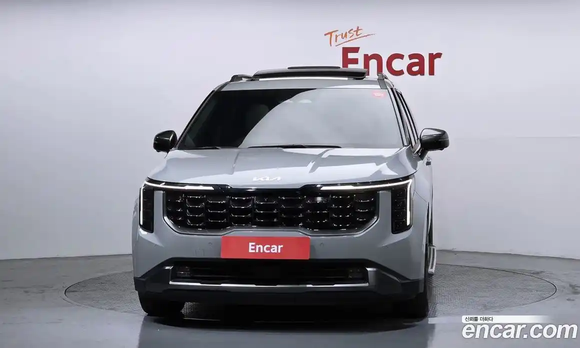 Kia Canival 2024 1.6 Автомат в Москве № 534413, фото 3